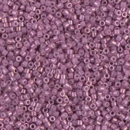   Delica gyöngy 11/0, DB0253, telt  mályva pink lüszterrel, 4g
